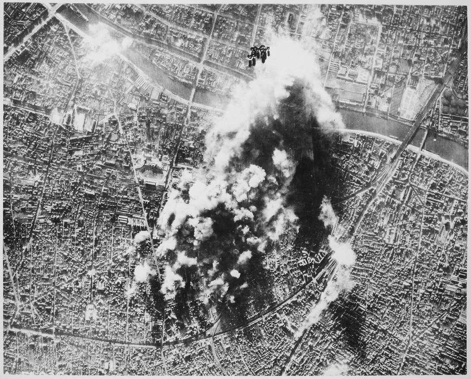 lossy-page1-954px-Photograph_made_from_B-17_Flying_Fortress_of_the_8th_AAF_Bomber_Command_on_31_Dec._when_they_attacked_the_vital_CAM_bal_-_NARA_-_535712.tif.jpg
