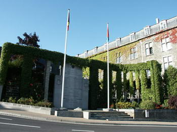 Monument Bastogne.jpg