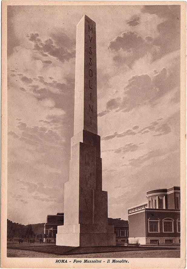 RM-Roma-1938-Foro-Mussolini-il-monolite.jpg