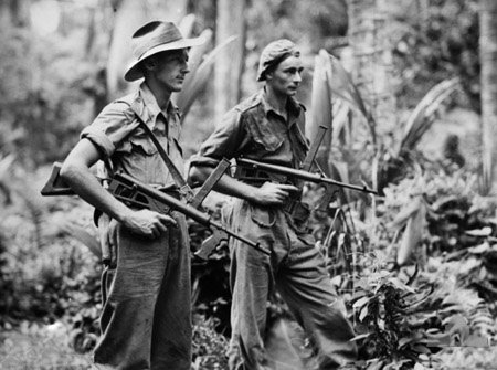 Owen Machine Carbine (Australie).jpg