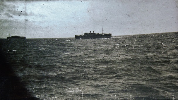 1942  44 004.JPG