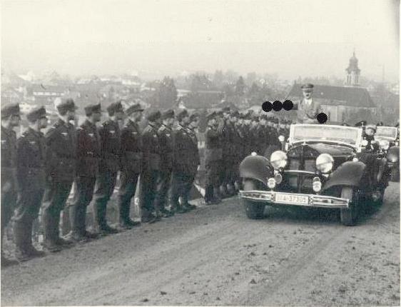 37nov23mb770_IIIA-37305HitlerbesuchinSonthofen1_Baydeww2.jpg