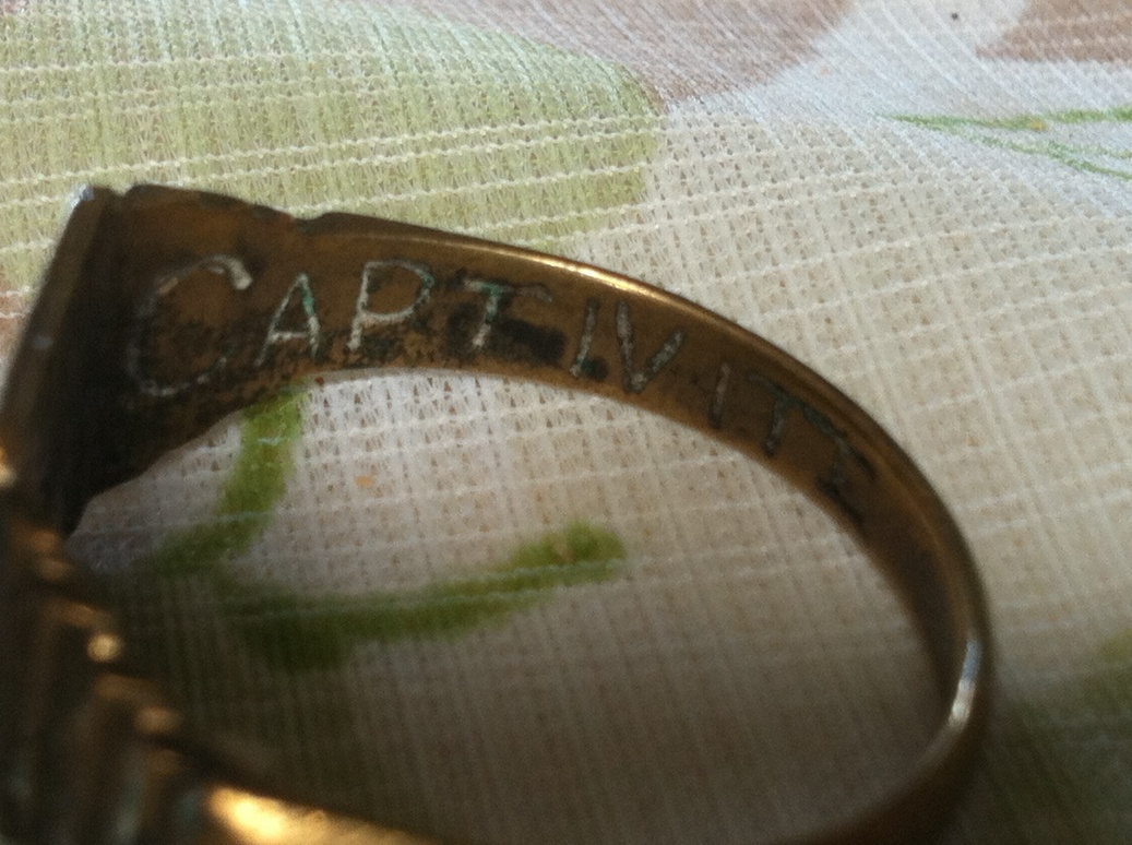 7326_Bague table droite.JPG