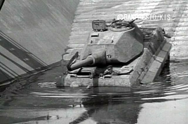 tigre II_Haustenbeck_panzer-archiv.de.jpg