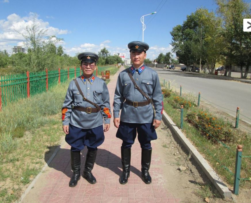 reconstitueurs.JPG