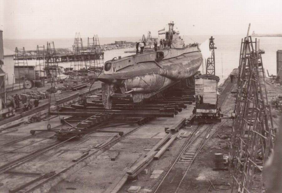 Slip way LORIENT.jpg
