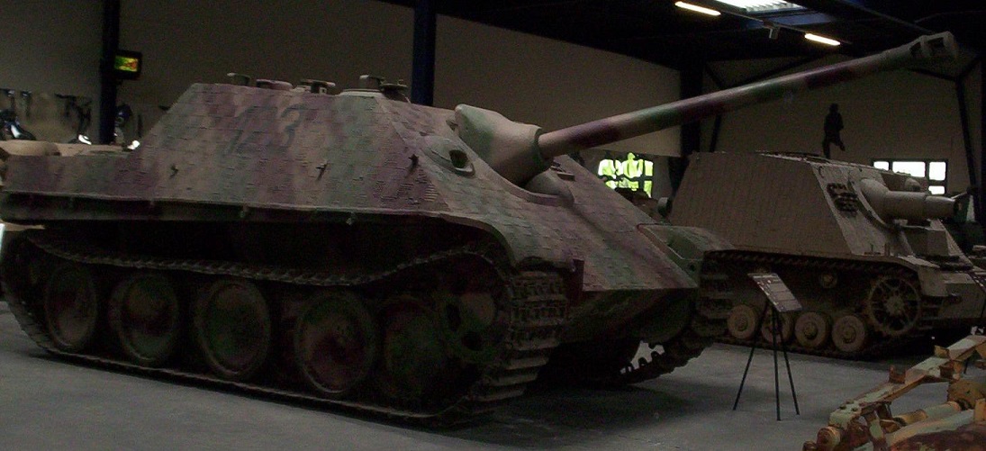 JAGDPANTHER(01).JPG