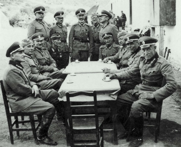 s agents de sécurité de Russie Corps en Serbie.jpg