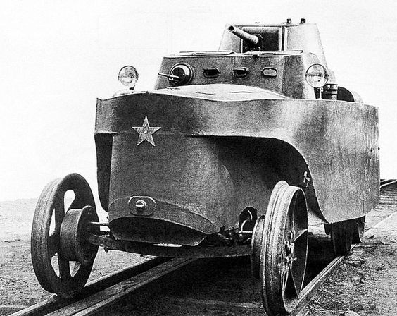 Soviet experimental amphibious armored draisine BAD 2 one prototype designed by P N Syachentov in 1932.jpg