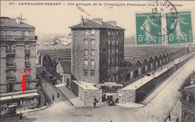 1464126565-1464114575-Automobiles-de-Place.jpg