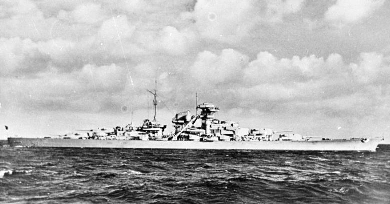 BISMARCK 1940 9 Bundesarchiv_DVM_10_Bild-23-63-41,_Schlachtschiff__Bismarck_.jpg