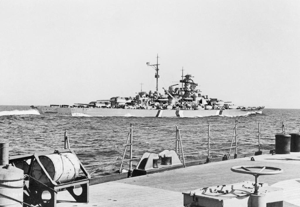 BISMARCK 1941 5 4 BismarckdepuislePrinzEugen.jpg
