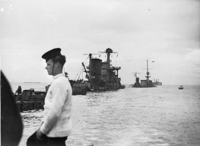 SUMATRA 1944 6 10 et  DURBAN blockship.jpg