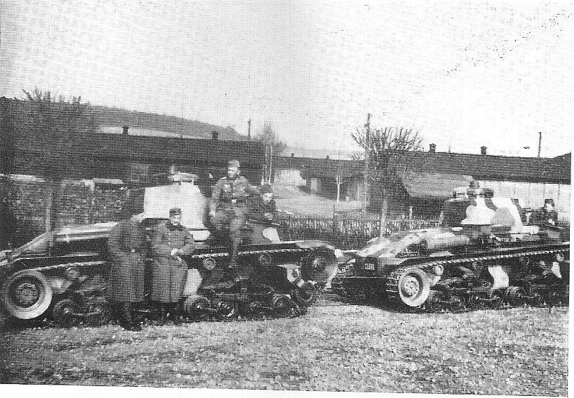 37 chars tchèques capturés par  des membres du panzer regiment 6  200 6.JPG