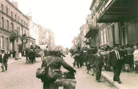 Avenue de la république  vers la fin mai 1940.png