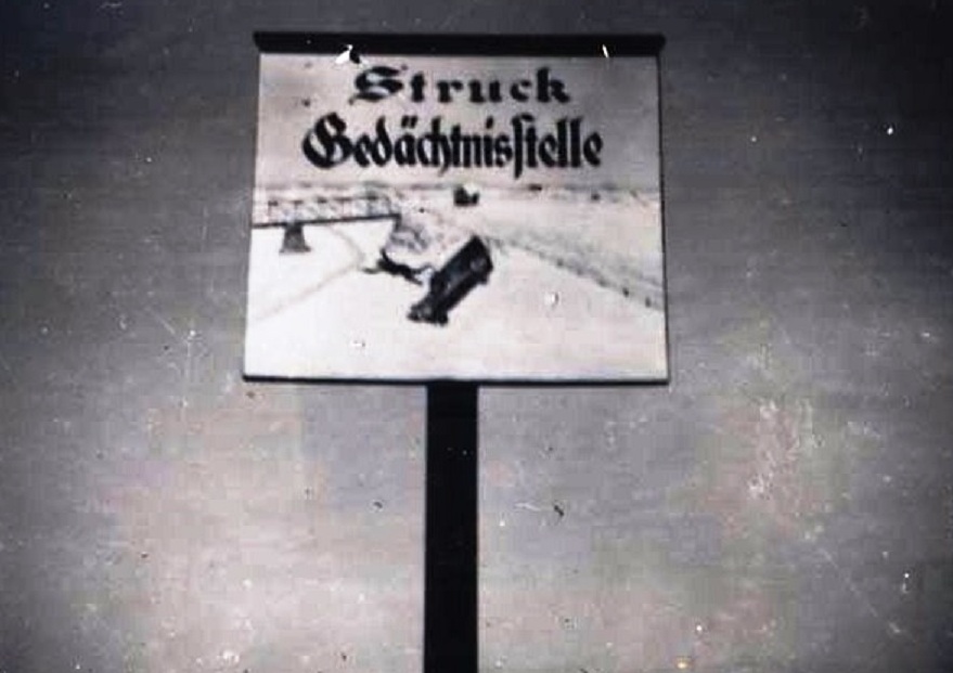 Achtung Ici ça glisse.jpg