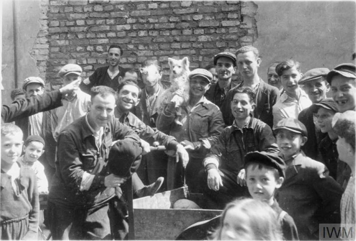 vie quotidienne 1941.jpg
