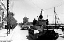 Chars allemands dans Thessalonique 1941.jpg