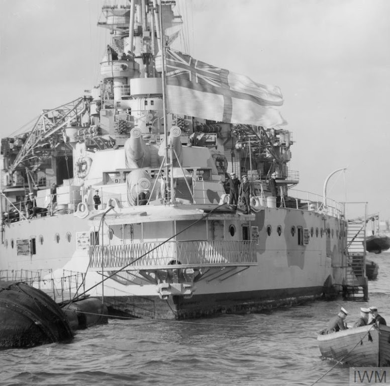 QUEEN ELIZABETH 1942 3 19 alexandrie flagship of the Mediterranean Fleet, lowered to half mast for the funeral of HRH The Duke of Connaught_.jpg