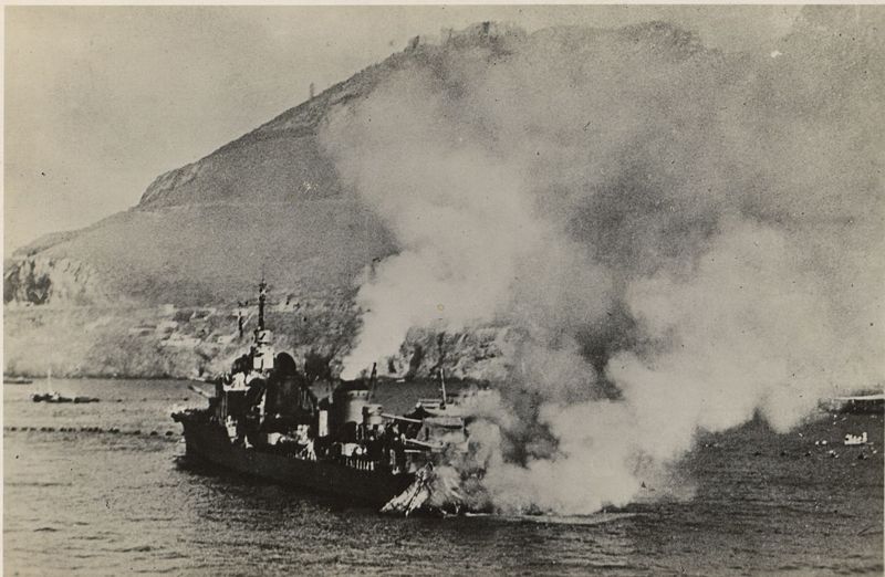 1940 7 3 18h04  MOGADOR à mers el kebir.jpg