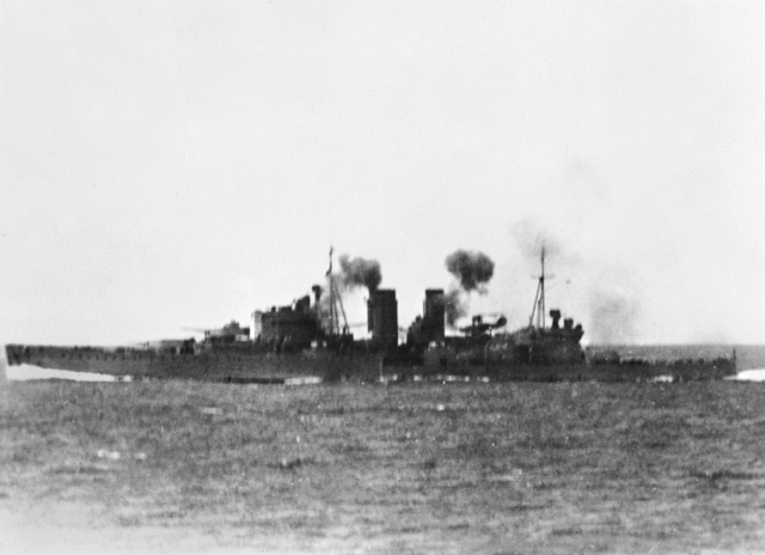 2 EXETER 1942 2 15 under_air_attack.jpg
