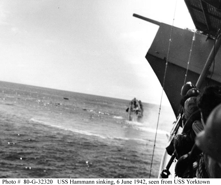 9 DD412 HAMMANN 1942 6 6 vu du YORKTOWN coulant 0541204.jpg