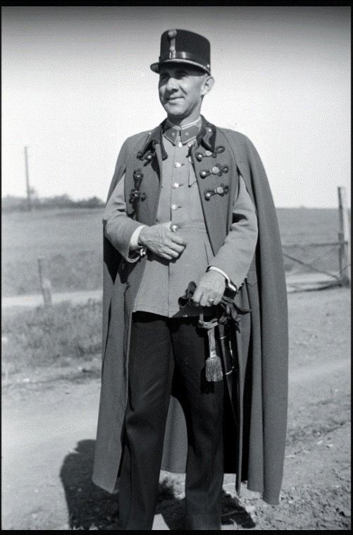 hongrois cape.gif