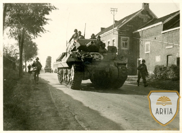 BEMELMANS-MANAIHANT-1944-Liberation007-Arvia-n°044607-scaled.jpg