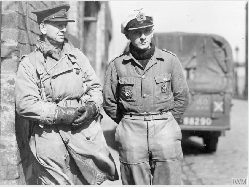 battle dress soum priso.jpg