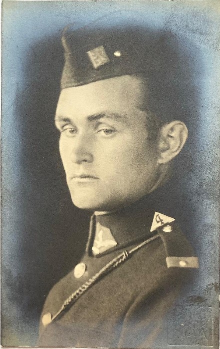 portrait cs.jpg