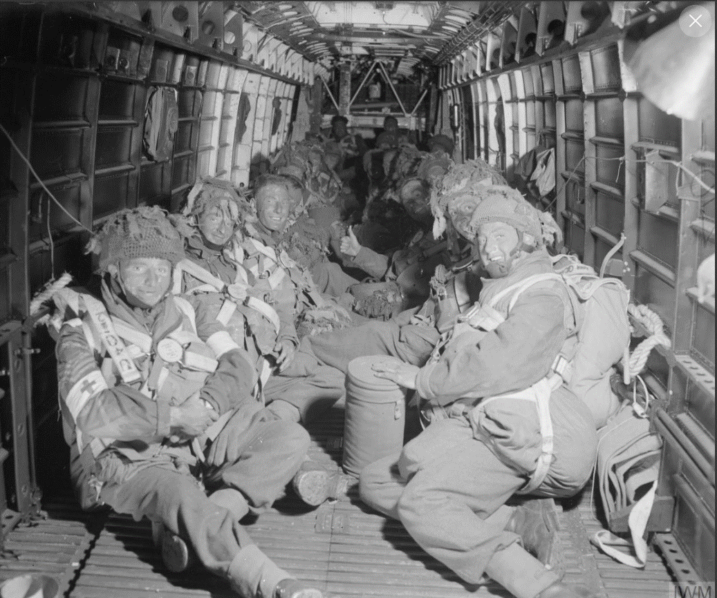 stirling parachute.gif