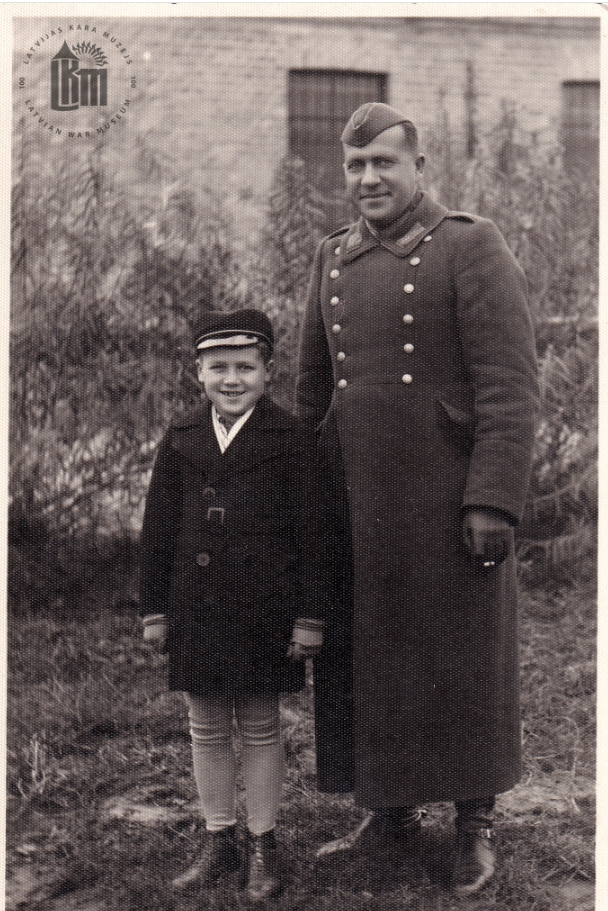 letton manteau .png
