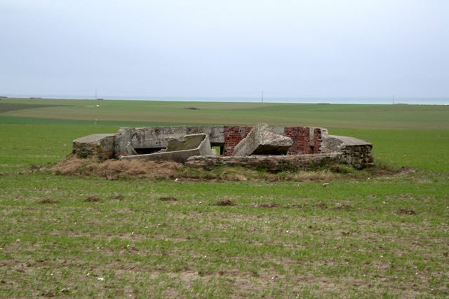 CA 010-POSTE FLAK 4.JPG