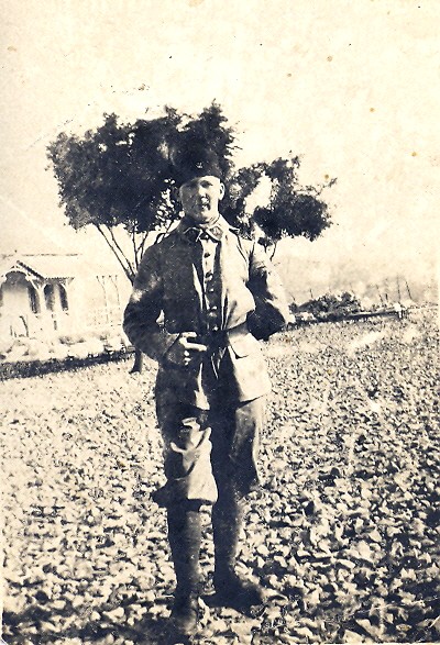 A - Oncle Octave  Maroc.jpg