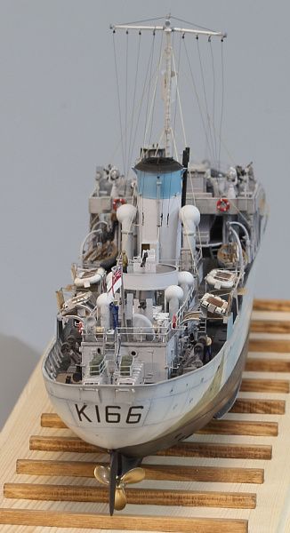 HMCS SNOWBERRY 0dead1daa8bde419e22822d2e1ae375f.jpg