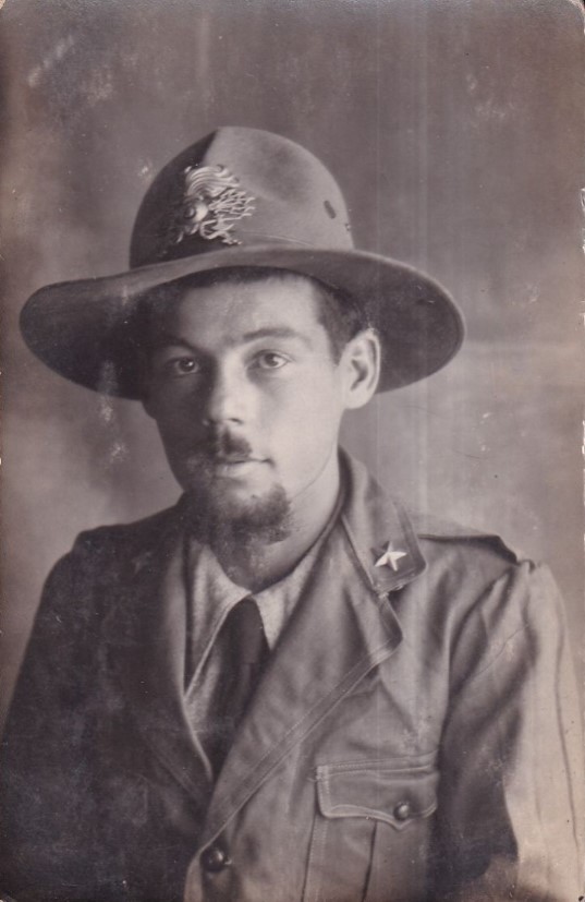 génie télégraphiste chapeau.jpg