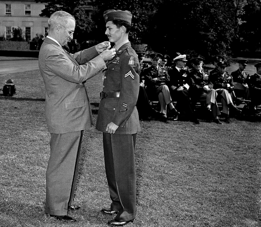 desmond doss.gif