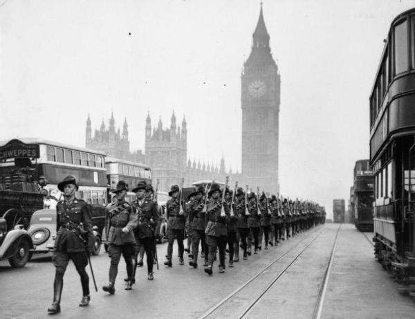 Australian_Troops_in_England,_1940_HU69089.jpg
