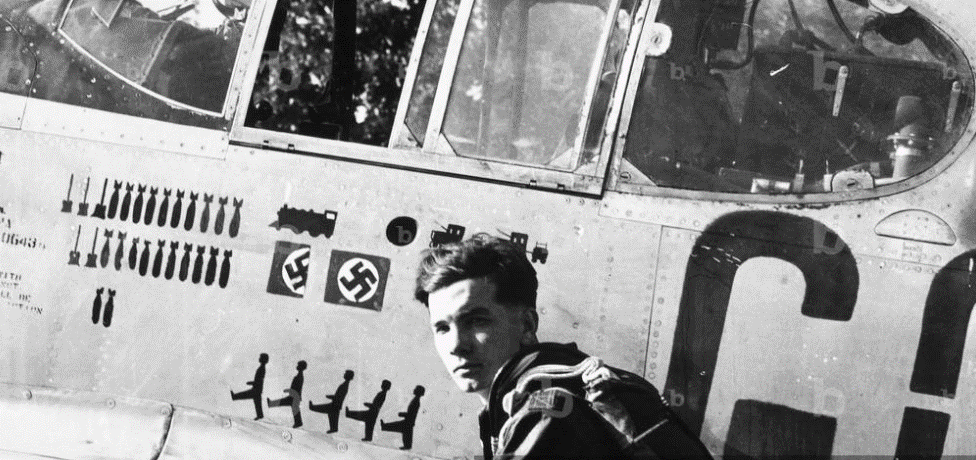 king pilot.gif