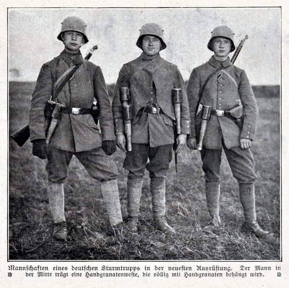 ottoman-stormtrooper-units-in-world-war-i-formation-training-soldiers.jpg