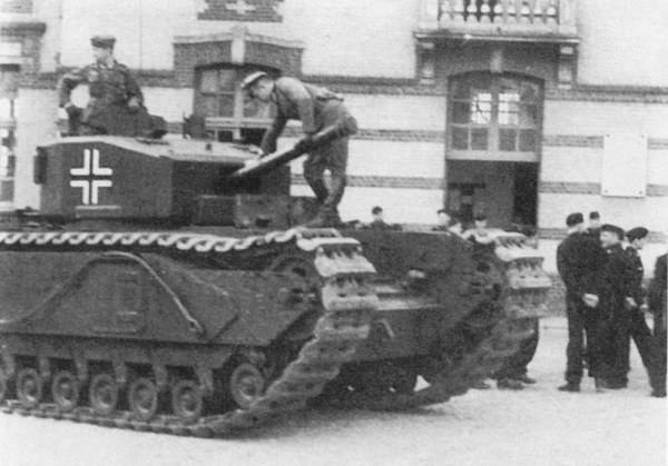 nevington-churchill-beutpanzer3_1_orig.jpg