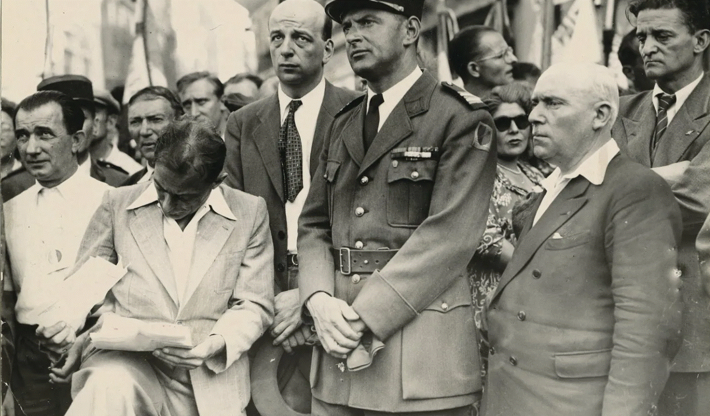 andré carrel.gif