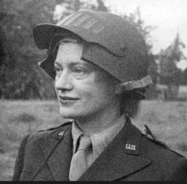 lee miller up.gif