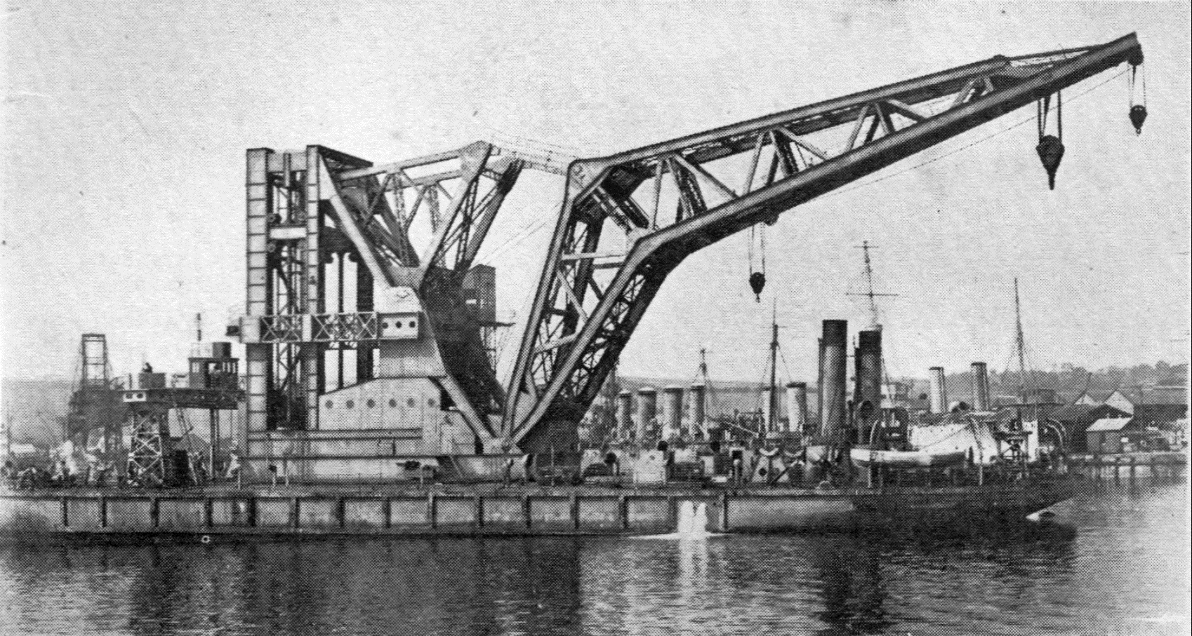 floating crane.gif