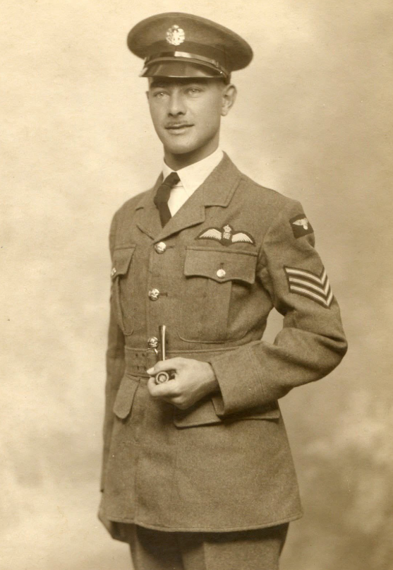 sergent pilote raf.png
