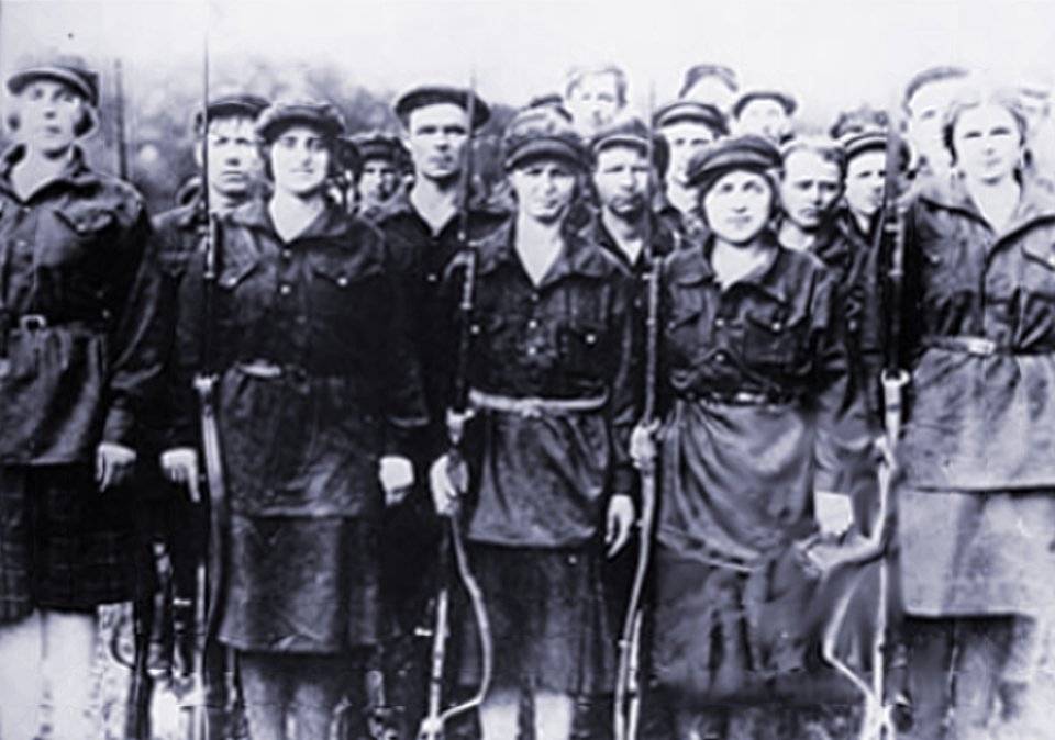 women_revolution.jpg